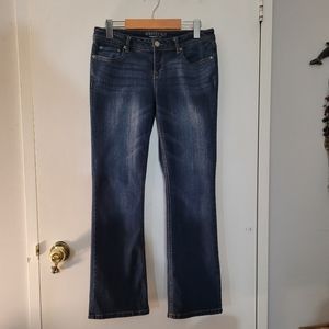 AEROPOSTALE BOOTCUT JEANS - SIZE 6 SHORT